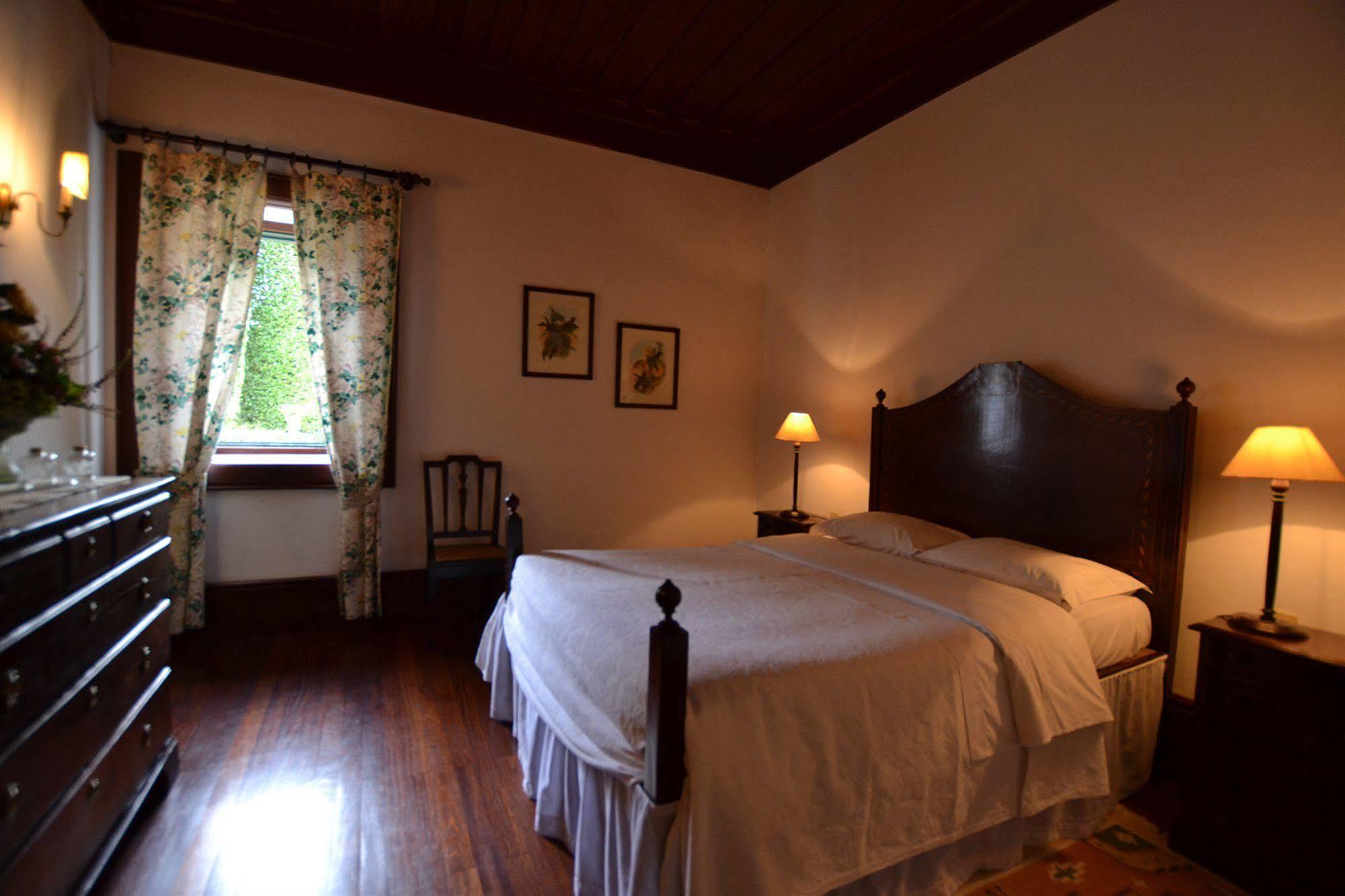 Bed and Breakfast Casa Do Campo - Turismo De Habitacao Селорику-ди-Башту Экстерьер фото